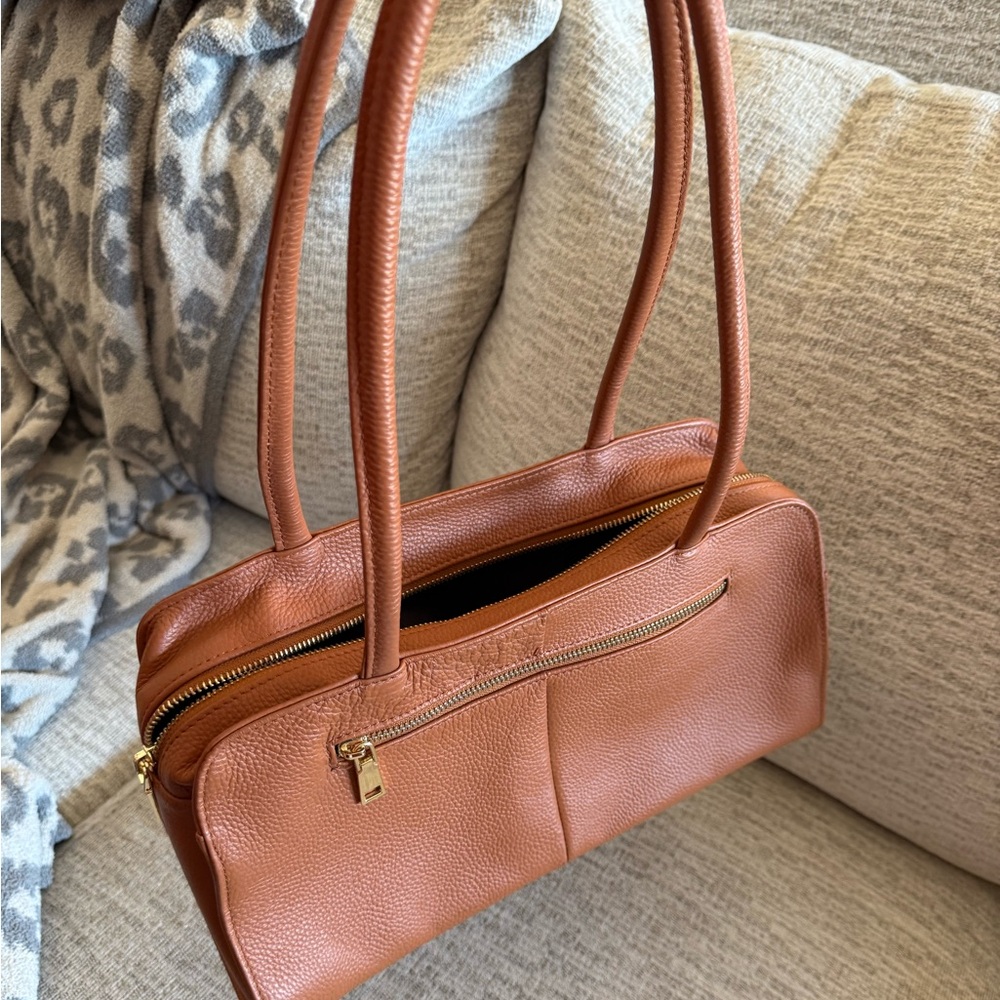Kattee Brown leather purse